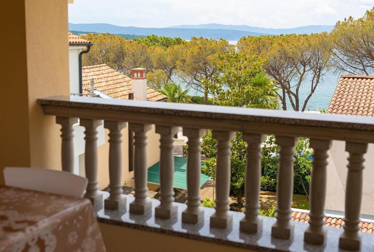 Apartmani Dal Malinska Buitenkant foto