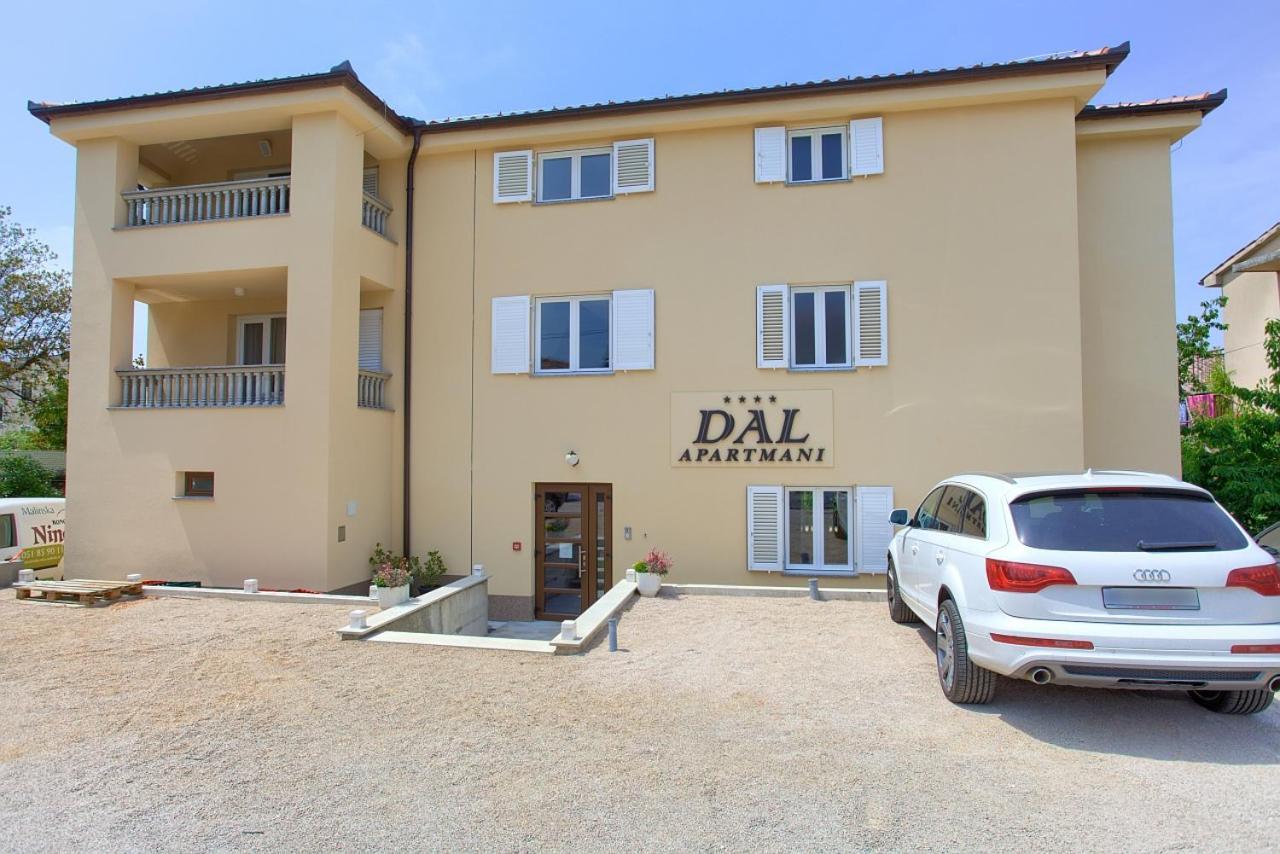 Apartmani Dal Malinska Buitenkant foto