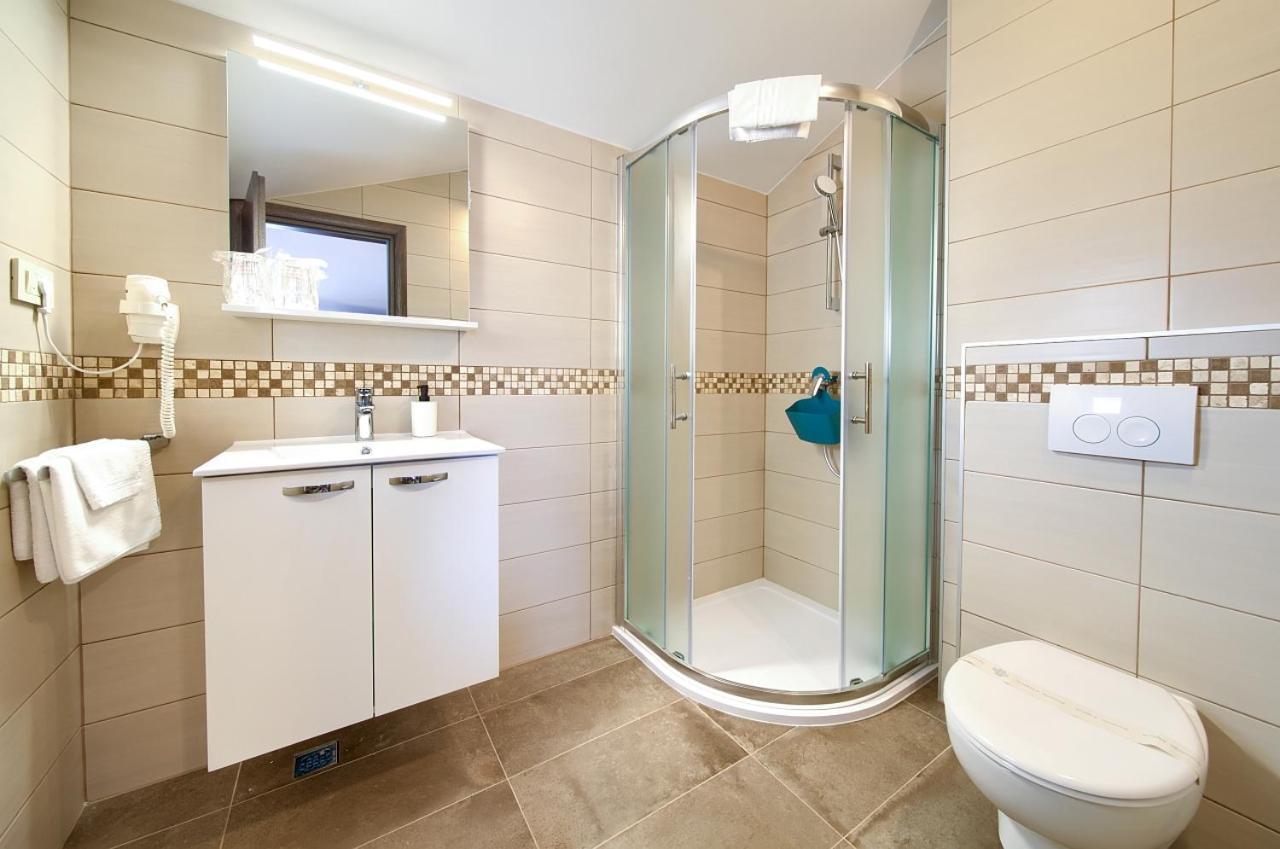 Apartmani Dal Malinska Buitenkant foto