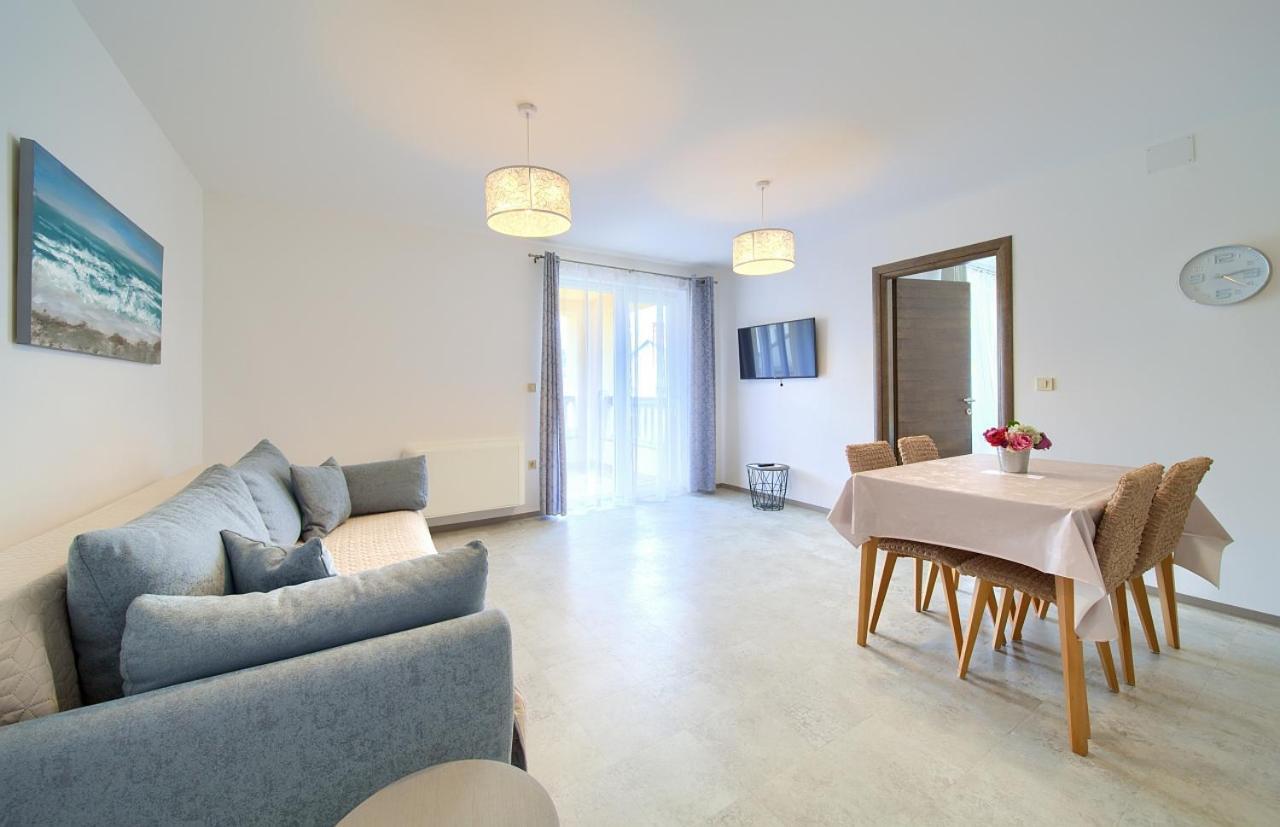 Apartmani Dal Malinska Buitenkant foto